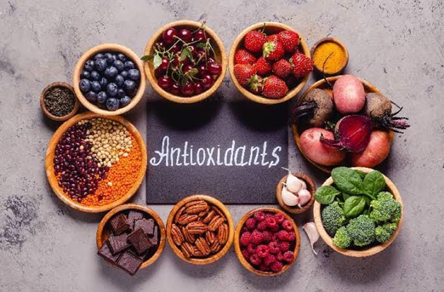 Antioxidants and Our Skin 